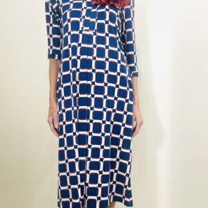 Vestido corto con dibujos en marino, blanco y teja